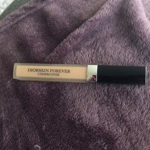 DiorSkin Forever Concealer in 020